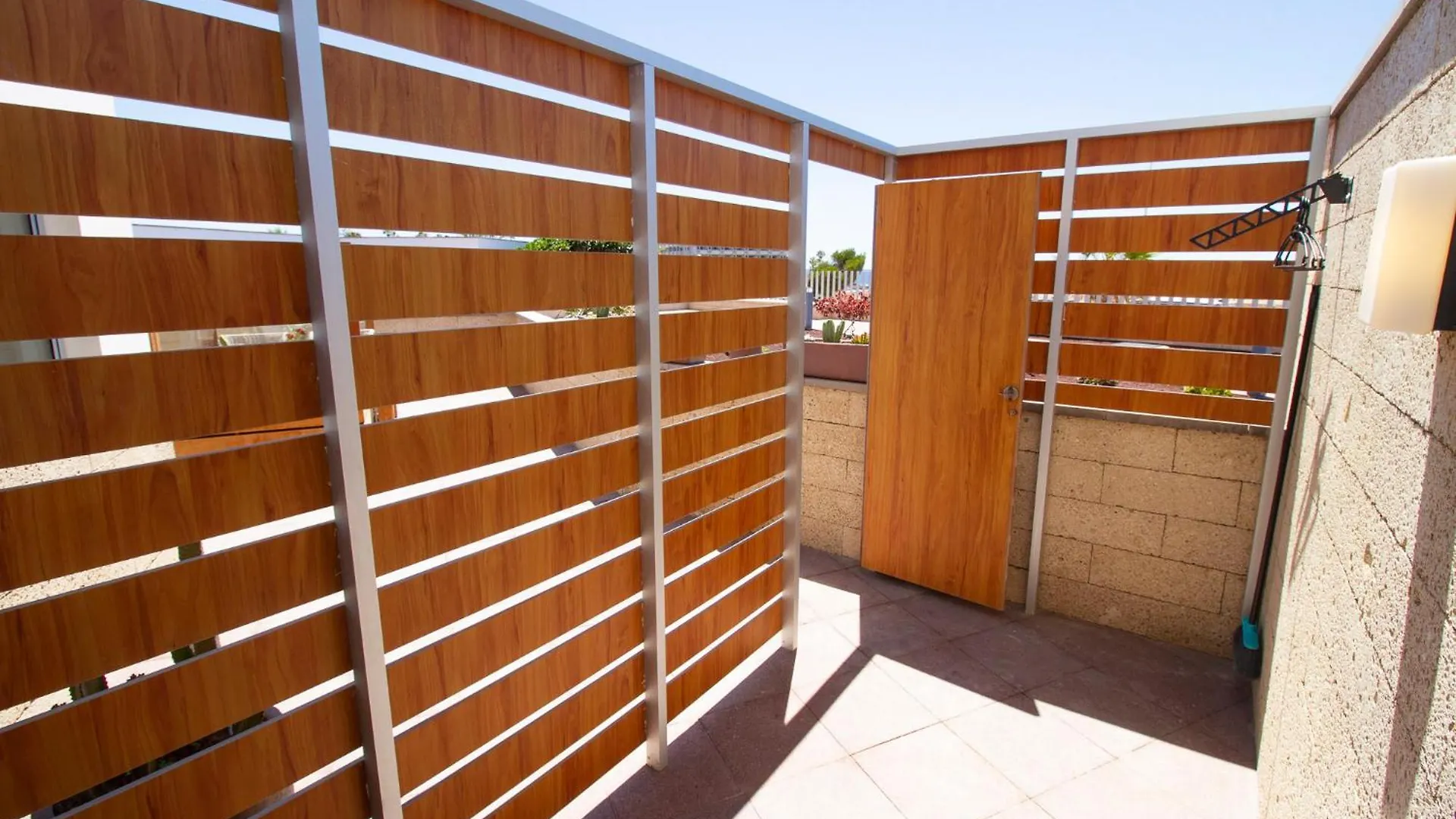 Apartment Medano4You Surfers Paradise Beachfront Home El Medano